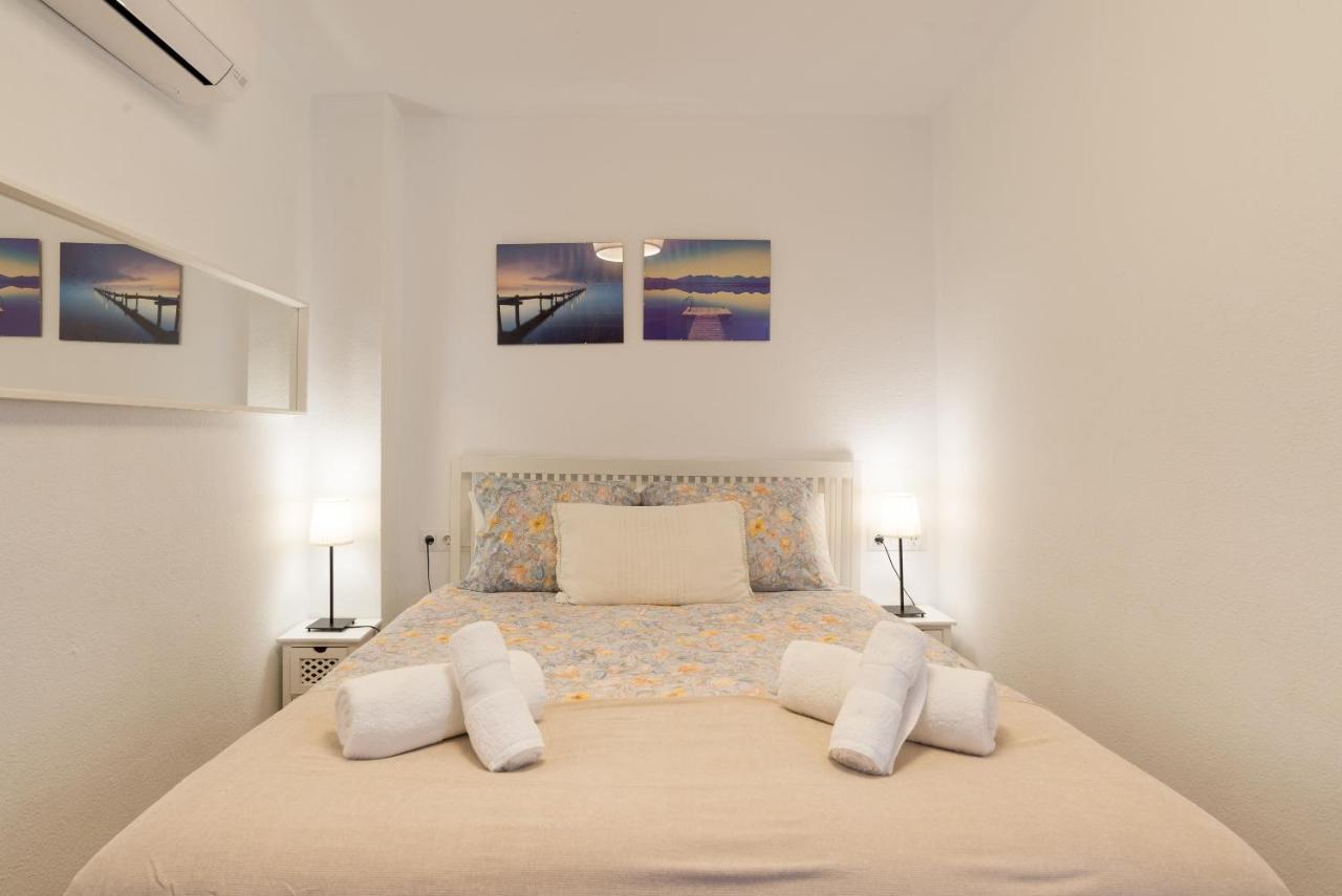 Virginia Beach & Private Terrace By Ele Apartments Malaga Bagian luar foto