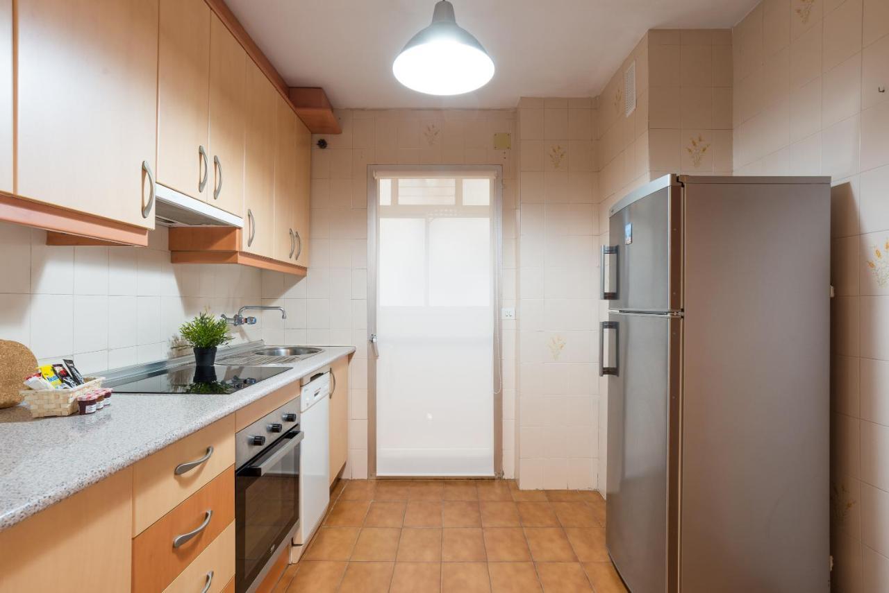 Virginia Beach & Private Terrace By Ele Apartments Malaga Bagian luar foto