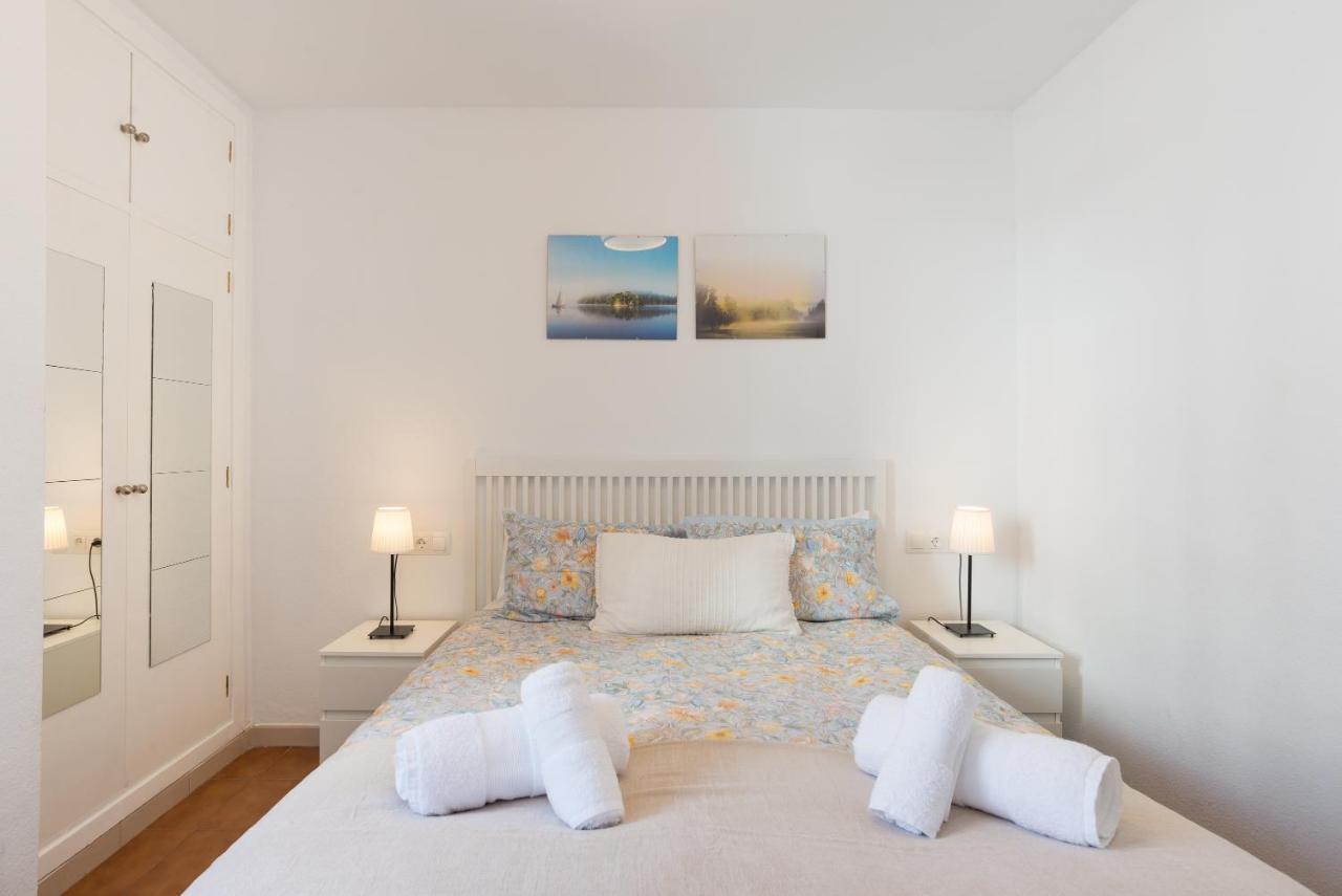 Virginia Beach & Private Terrace By Ele Apartments Malaga Bagian luar foto