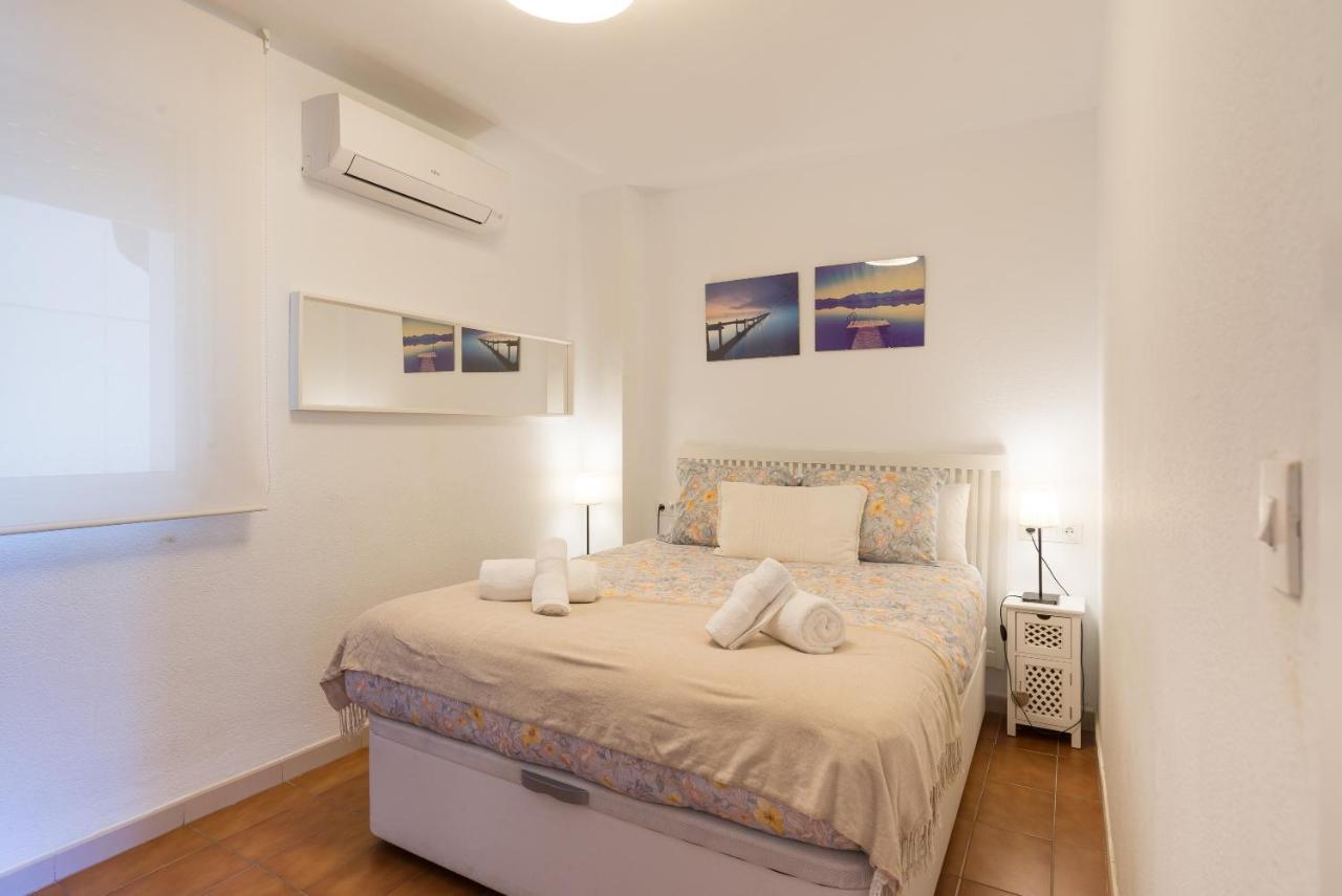 Virginia Beach & Private Terrace By Ele Apartments Malaga Bagian luar foto