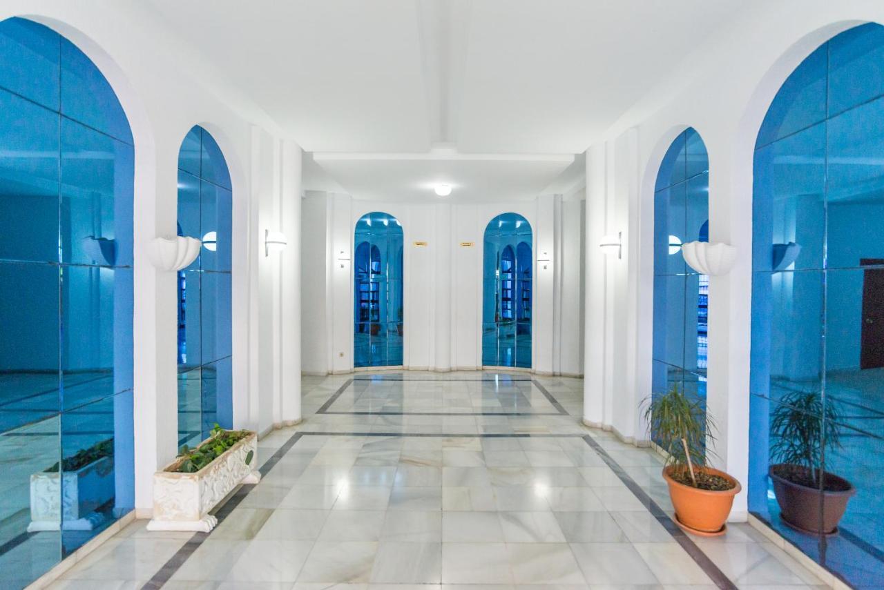 Virginia Beach & Private Terrace By Ele Apartments Malaga Bagian luar foto