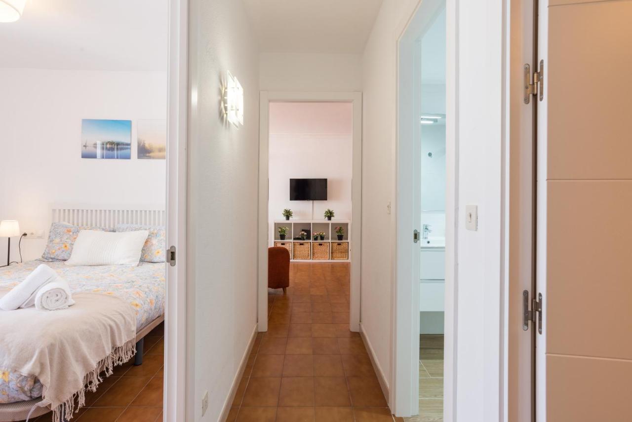 Virginia Beach & Private Terrace By Ele Apartments Malaga Bagian luar foto
